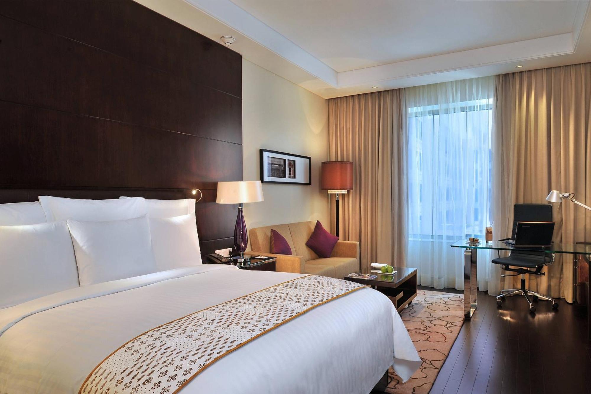 Jaipur Marriott Hotel Exterior foto A room at the Taj Bengal