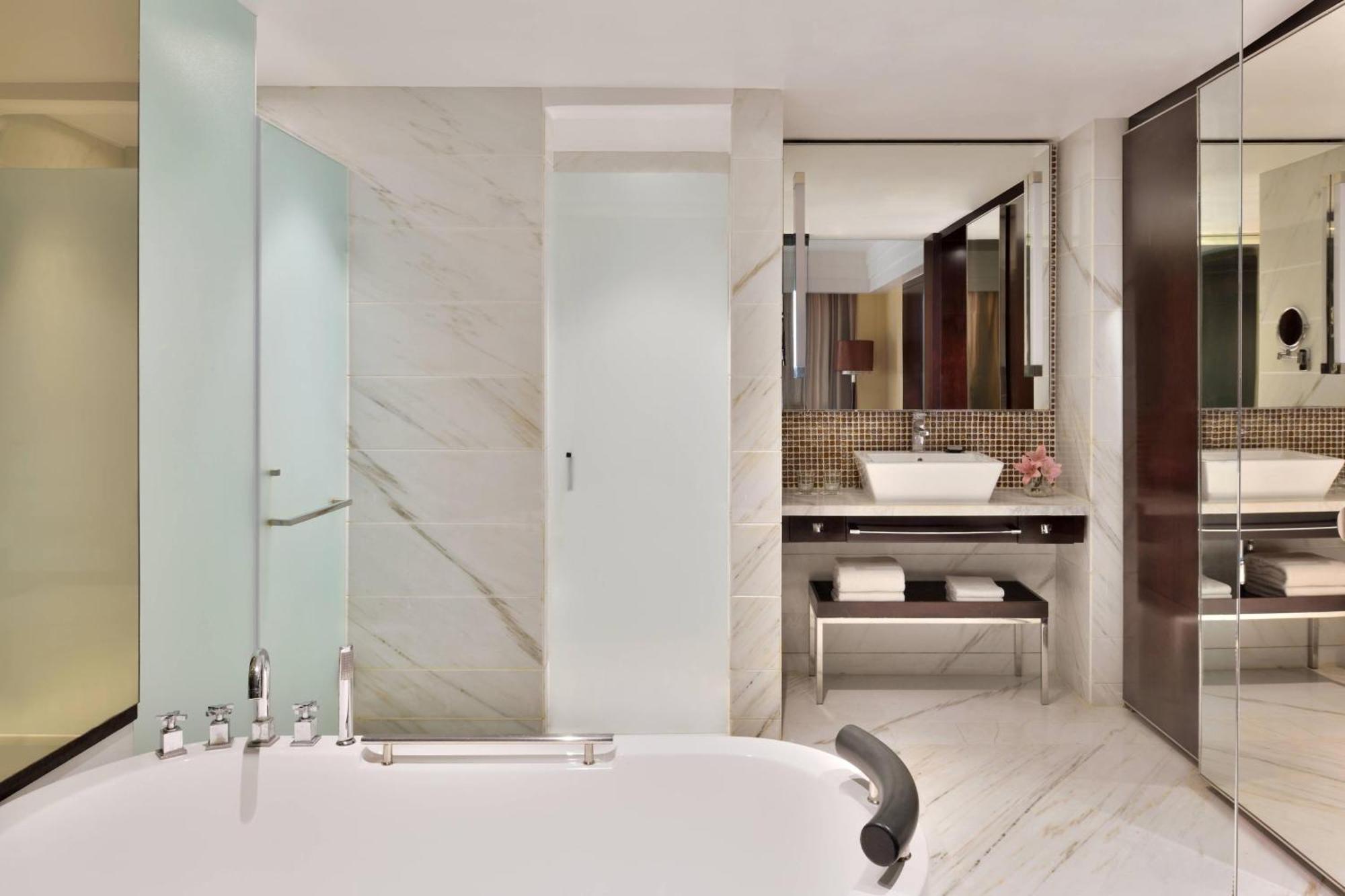 Jaipur Marriott Hotel Exterior foto Bathroom